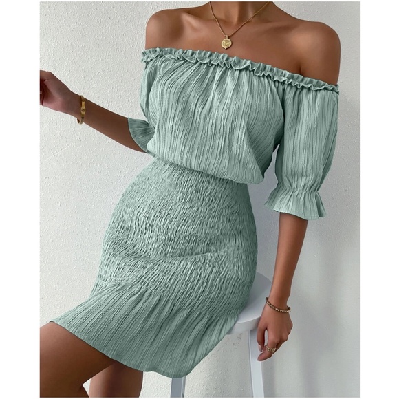 Boho Off shoulder Ruffle Dress - Picture 5 of 10